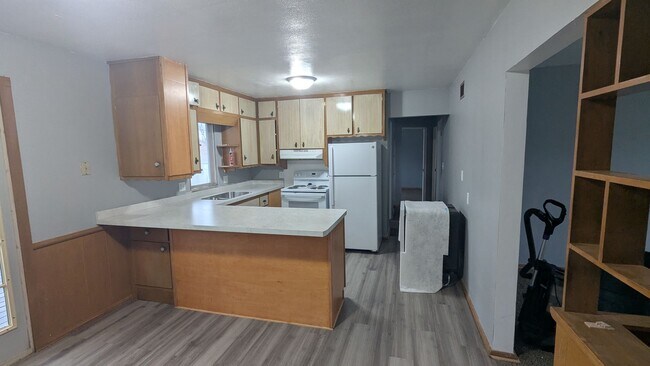 Building Photo - 3 bedroom, 1 bath home in Waterloo