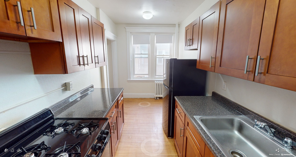 Primary Photo - 137 Peterborough St
