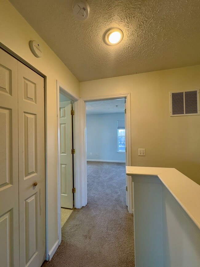 Building Photo - Charming 2 Bedroom/2.5 Bathroom Townhome in Aberdeen, MD!