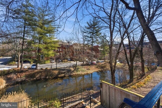 Building Photo - 3919 Georgetown Ct NW