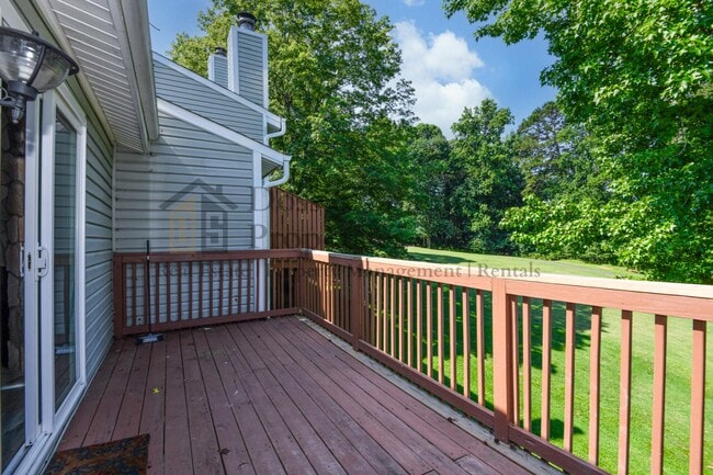 Building Photo - 3624 Heathrow Dr