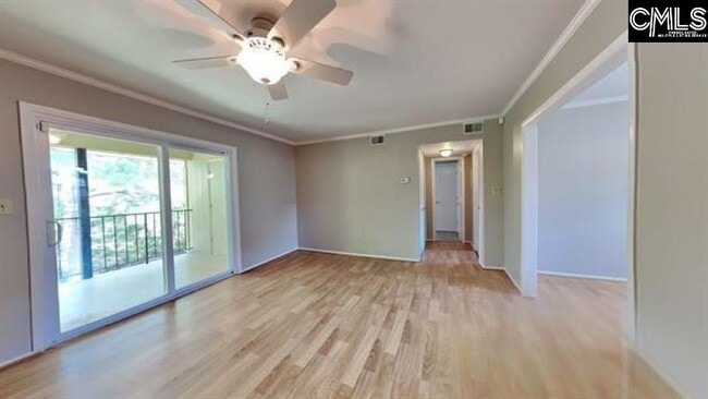Building Photo - 601 Riverhill Cir