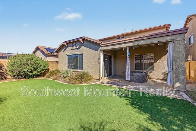 Building Photo - 2346 N Monticello Dr