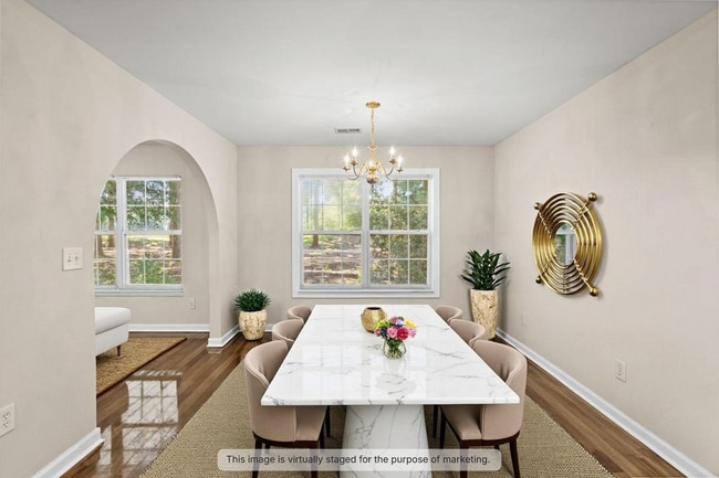 Building Photo - 4 Bed / 2 Bath Single Family Home for Rent in Arrowhead