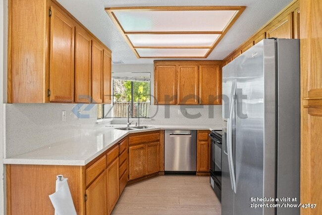 Building Photo - 38814 Rosegate Terrace