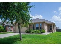 Building Photo - 2700 Calmwater Dr