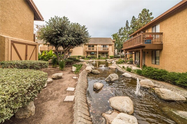 Building Photo - 160 Tangelo-