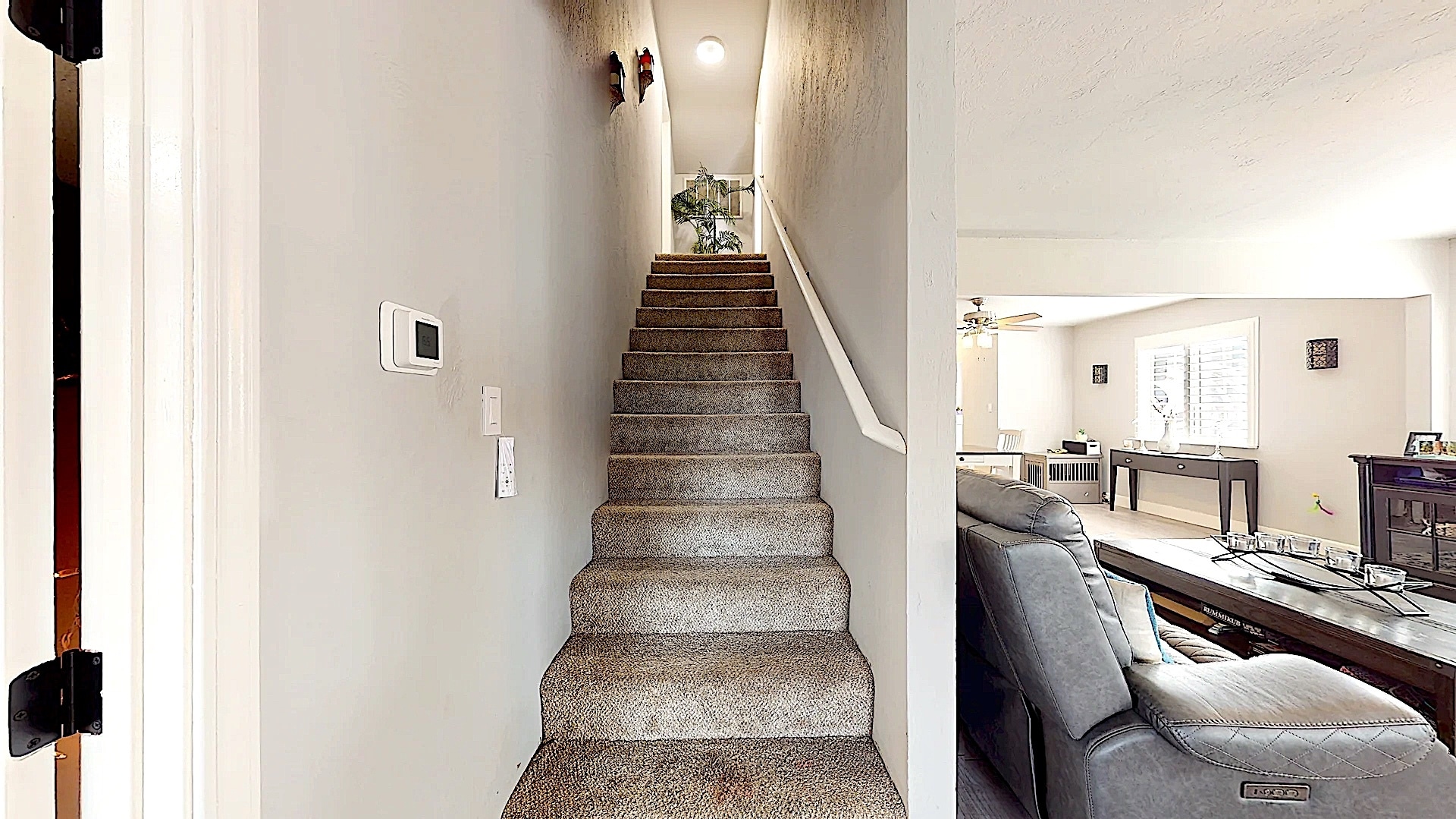 Building Photo - 204 N Santa Ana Ave