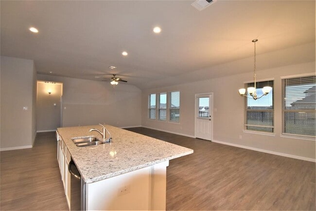 Building Photo - 4819 Vergano Villa Dr