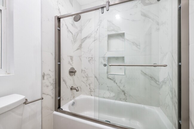 Building Photo - 191 Bocana St