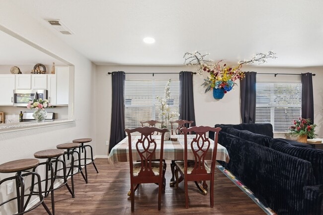 Building Photo - 9519 Maple Green Ln