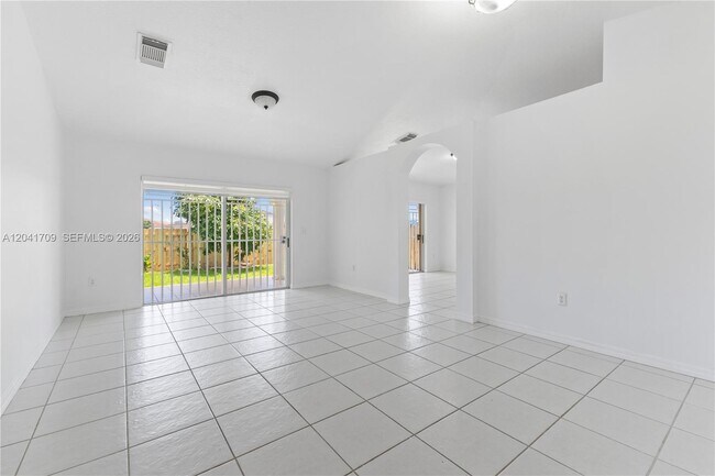 Building Photo - 13471 SW 278th Terrace