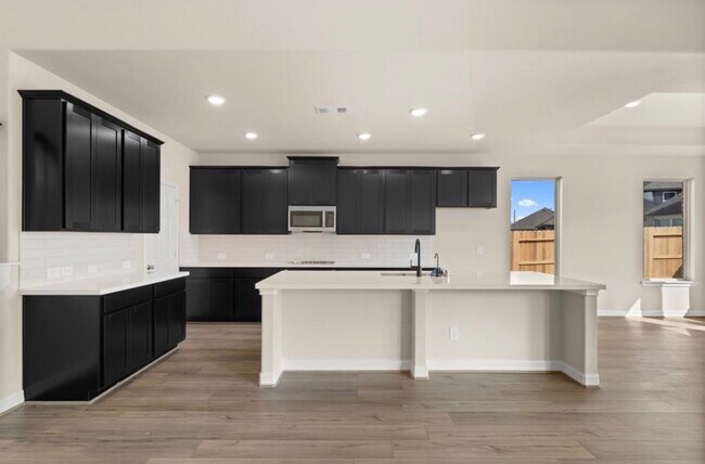 Building Photo - 2912 Clf Rdg Ln