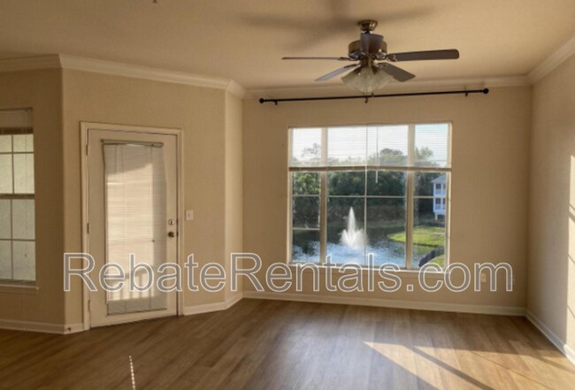 Building Photo - 8290 Gate Pkwy W