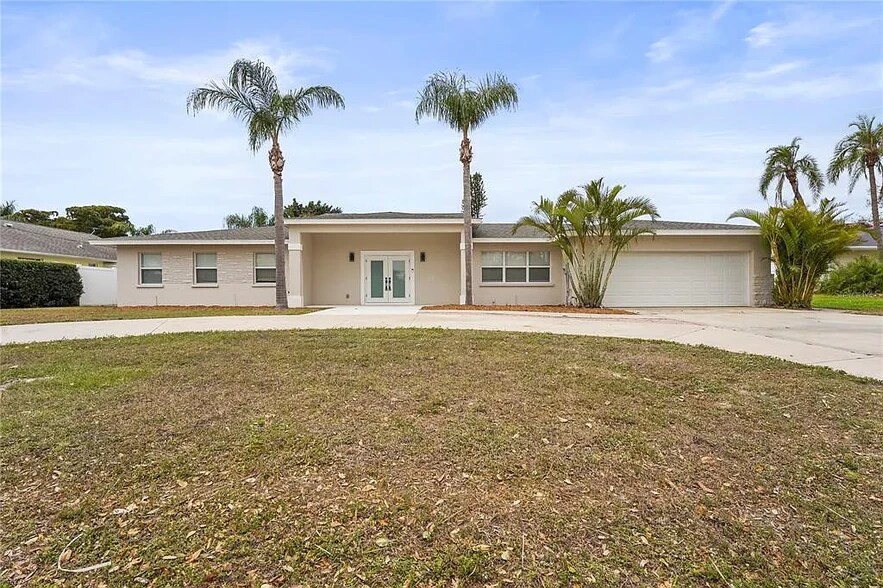 Primary Photo - 2232 River Ridge Dr