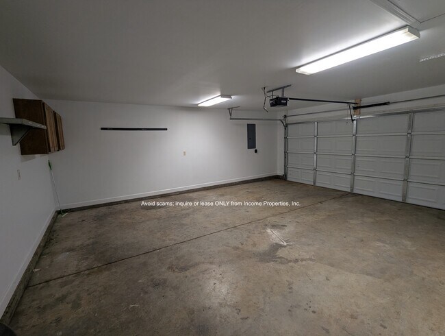 Building Photo - 5990 Murfreesboro Rd