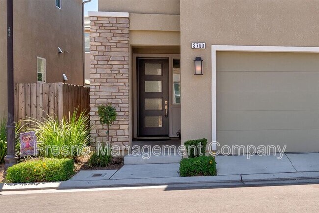 Building Photo - 3740 Highpark Way