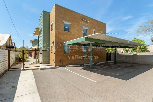 Building Photo - 129 N 11th Ave