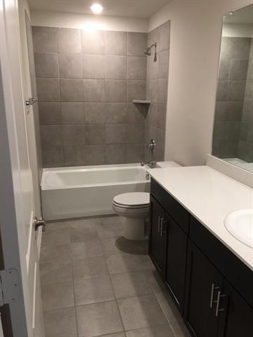 Building Photo - 10520 Katalpa Dr