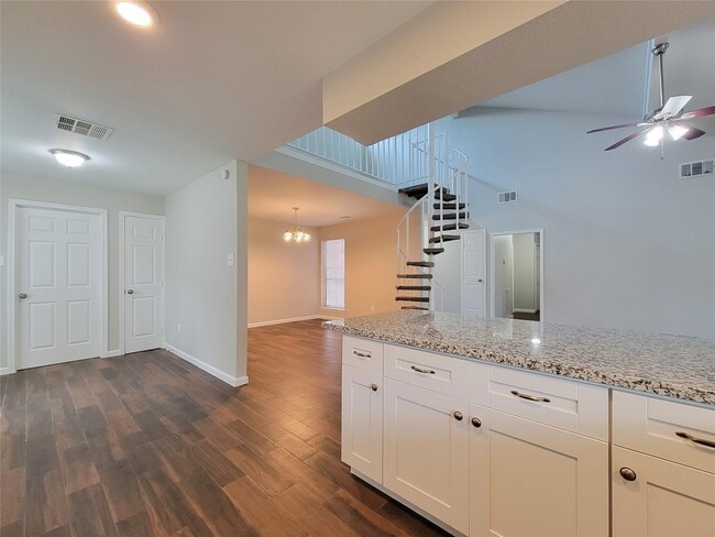 Building Photo - 5107 Prairie Creek Dr