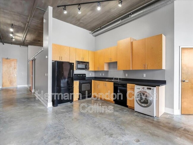 Building Photo - 1601 Washington Ave