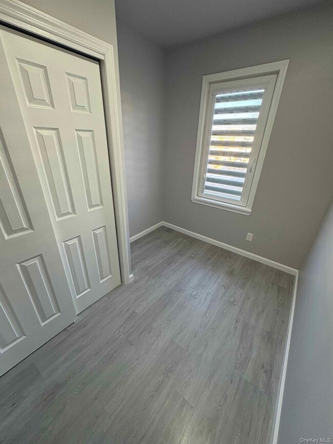 Building Photo - 58-46 Fresh Pond Rd