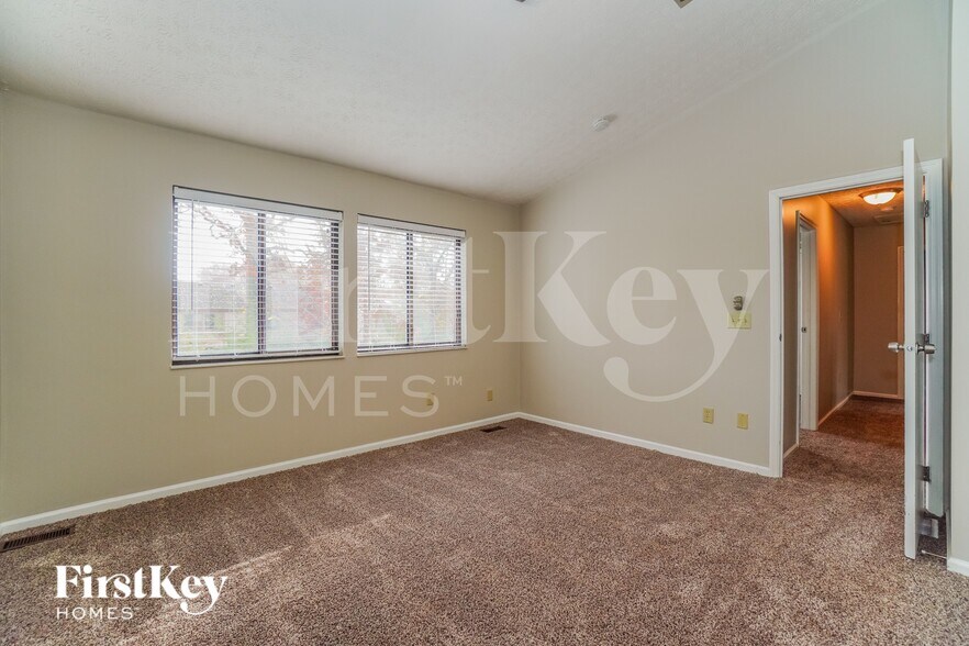 Building Photo - 8900 Cornwallis Ct