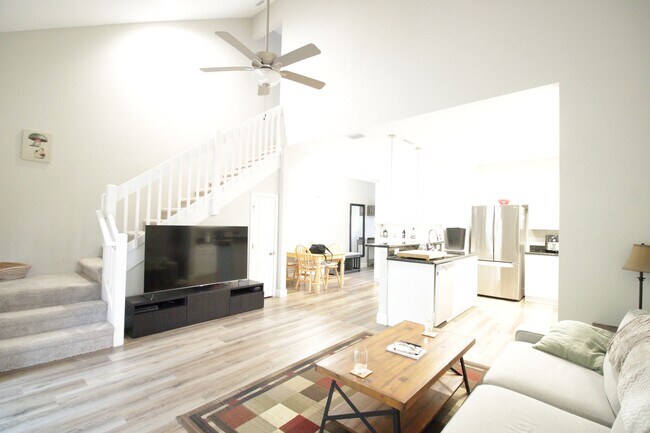 Building Photo - 7366 NW 47th Way