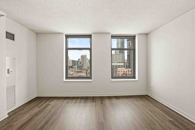 Building Photo - 539 W Kinzie St
