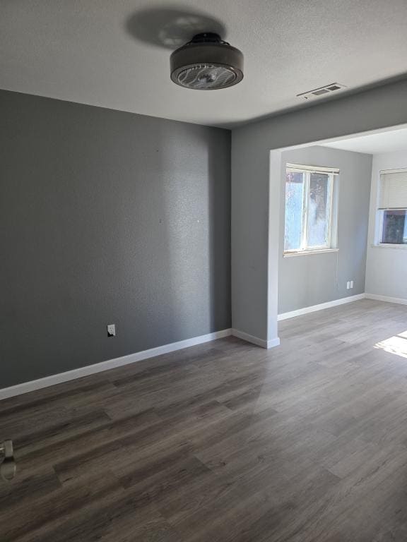Building Photo - 209 SE Liberty Dr