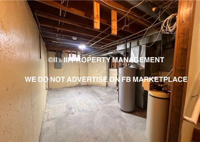 Building Photo - 15122 S Blackfoot Dr
