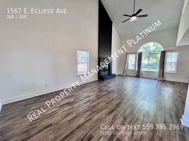 Building Photo - 1567 E Eclipse Ave