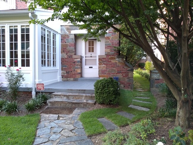 Building Photo - 5334 Nebraska Ave NW