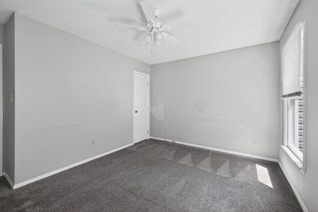 Building Photo - 1501 Mary Frances Pl