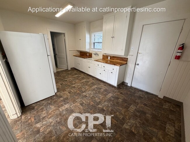 Building Photo - 246 B St SW