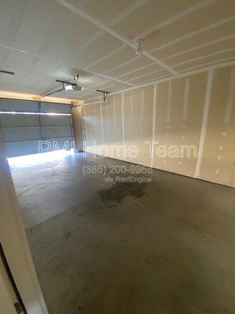 Building Photo - 690 N 1775 W