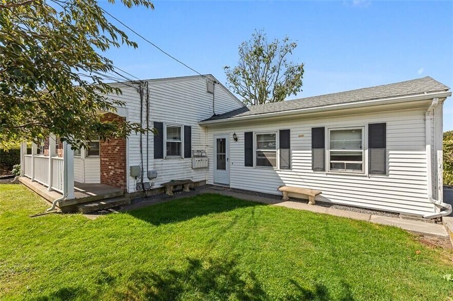 Building Photo - 3421 Pawtucket Ave