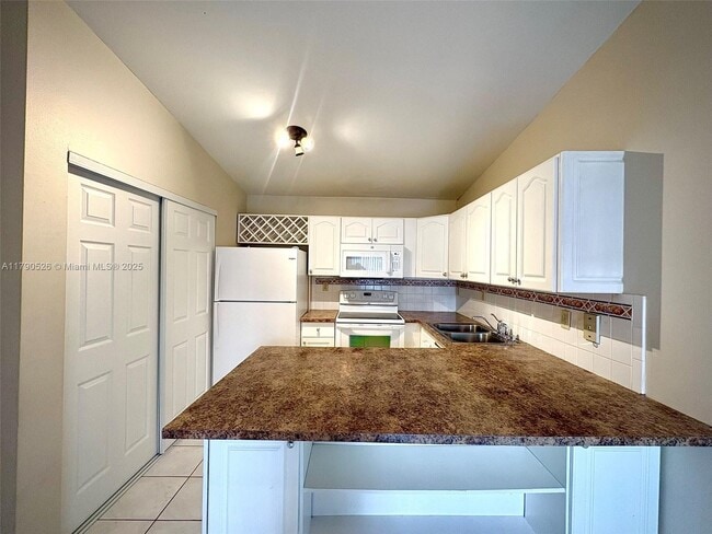 Primary Photo - 7640 SW 153rd Ct