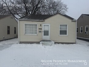 Building Photo - Charming 2-Bed Gem in Warren, MI - Cozy Li...