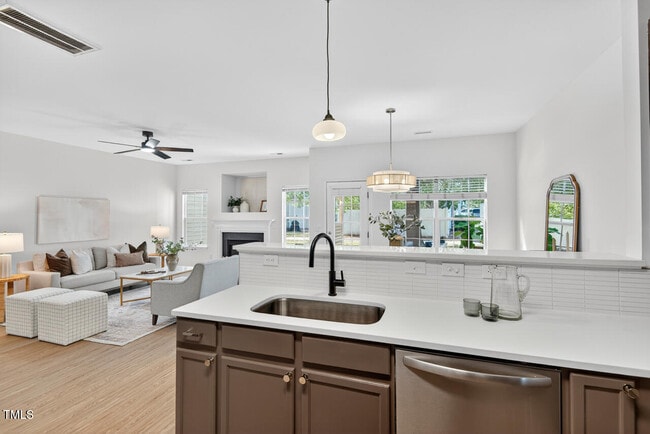 Building Photo - 3 Chownings St