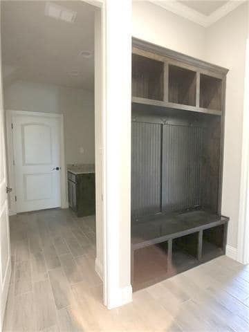 Building Photo - 8219 Cuesta Ln
