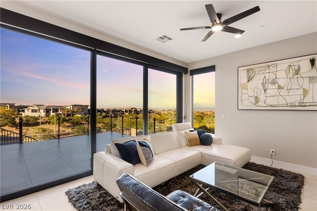 Building Photo - 5394 Succulent Rose Dr