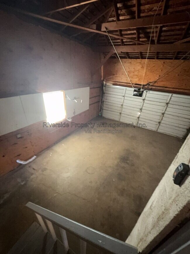 Building Photo - 3126 Belvedere Dr
