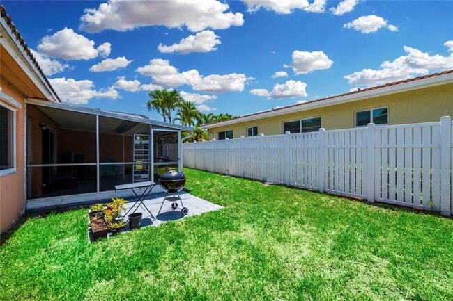 Building Photo - 4511 Sea Grape Dr
