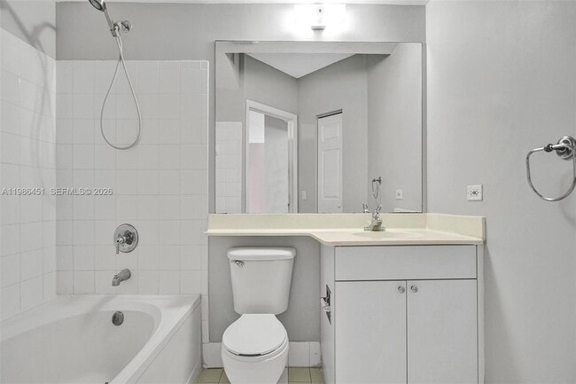 Building Photo - 17150 N Bay Rd