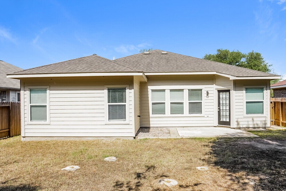 Building Photo - 11927 Belle Ct