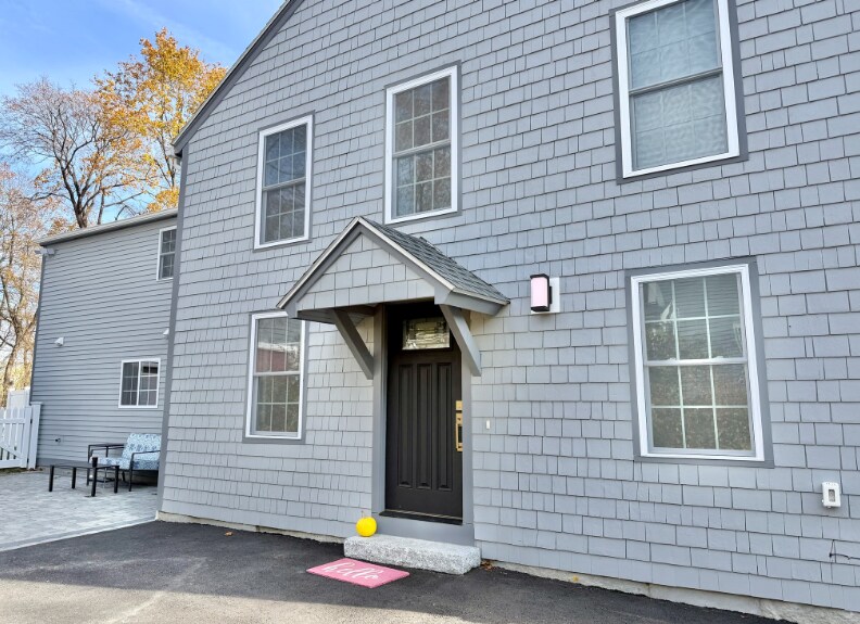 Building Photo - 48 Springs Rd