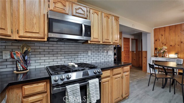 Building Photo - 23747 Bowl Rd