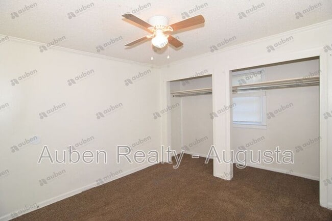 Building Photo - 2165 1/2 Telfair Street