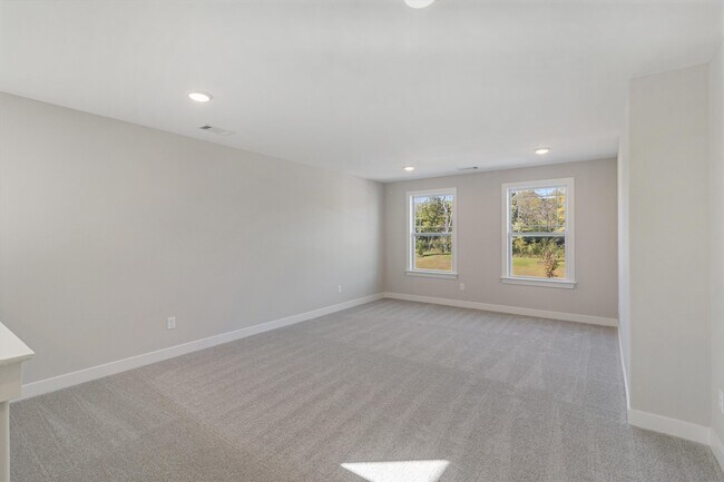 Building Photo - 531 Laurel Pk Dr